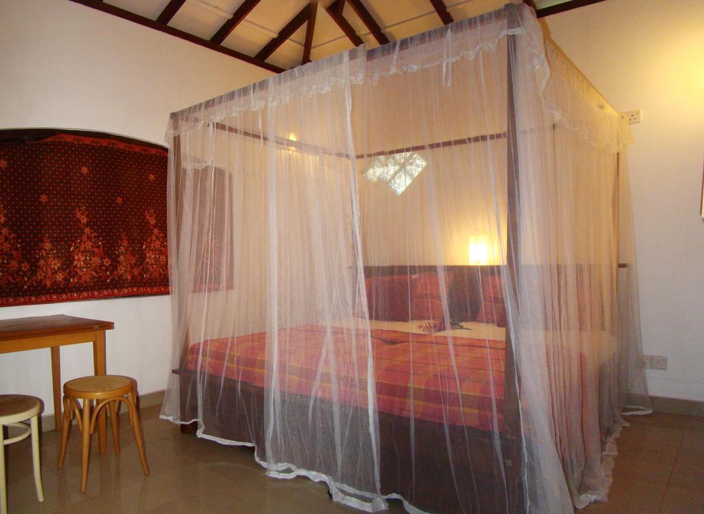 Garden Haven Hikkaduwa Villa Rum bild